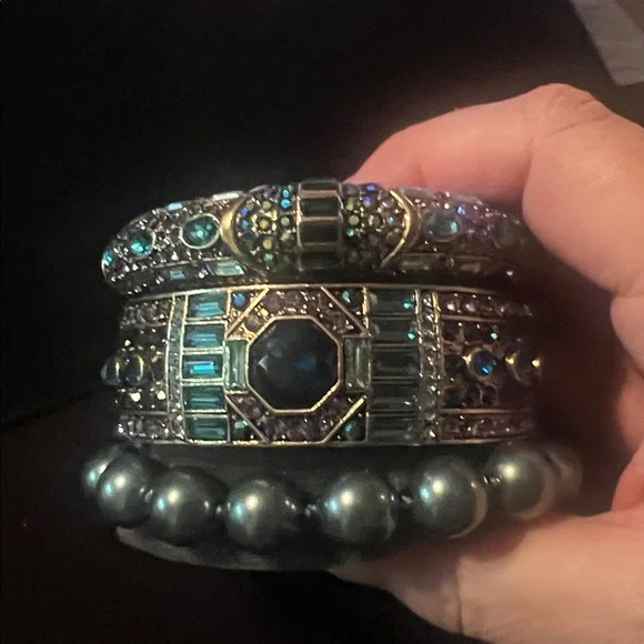 Heidi Daus "Everyday Elegance" 3-piece Crystal Bangle Bracelet Set M/L blues NIB - Picture 3 of 8